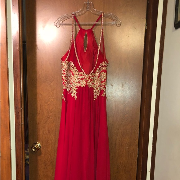 Fashion Fiesta Prom Dress - Picture 4 of 6